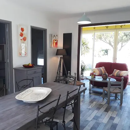 Dom wakacyjny Maison 6 Couchages Pres Centre-ville Sur Mer, Animaux Admis - Fr-1-194-430